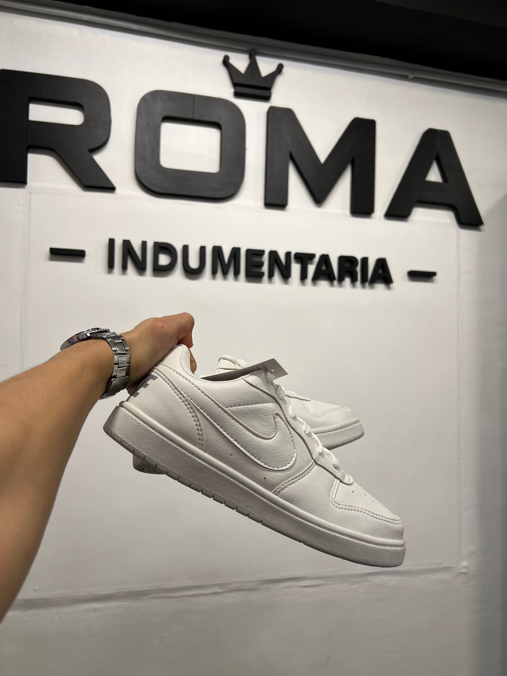Zapatilla Roma NK Borough Low B