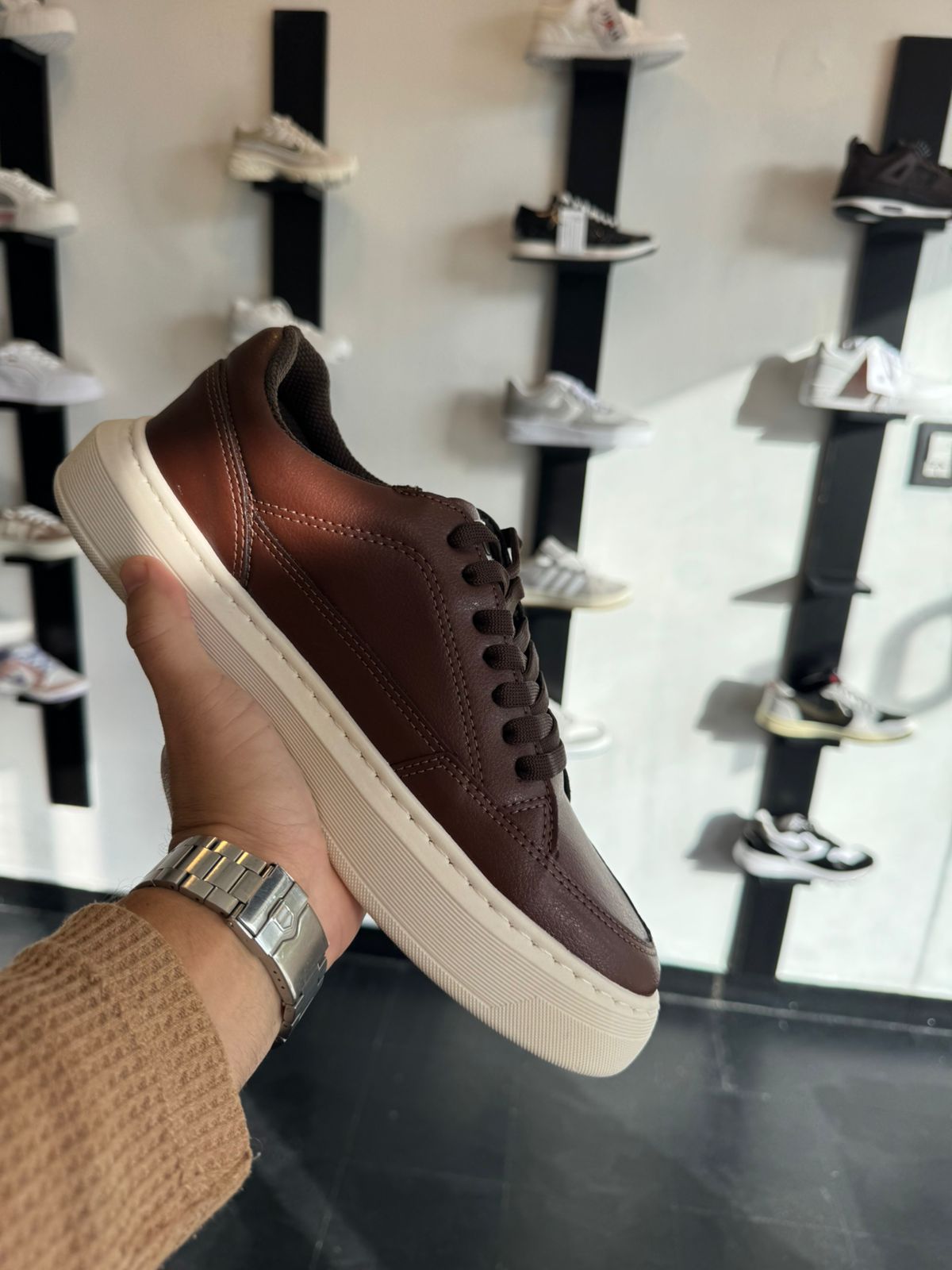 Zapatilla Roma Bss Marrón