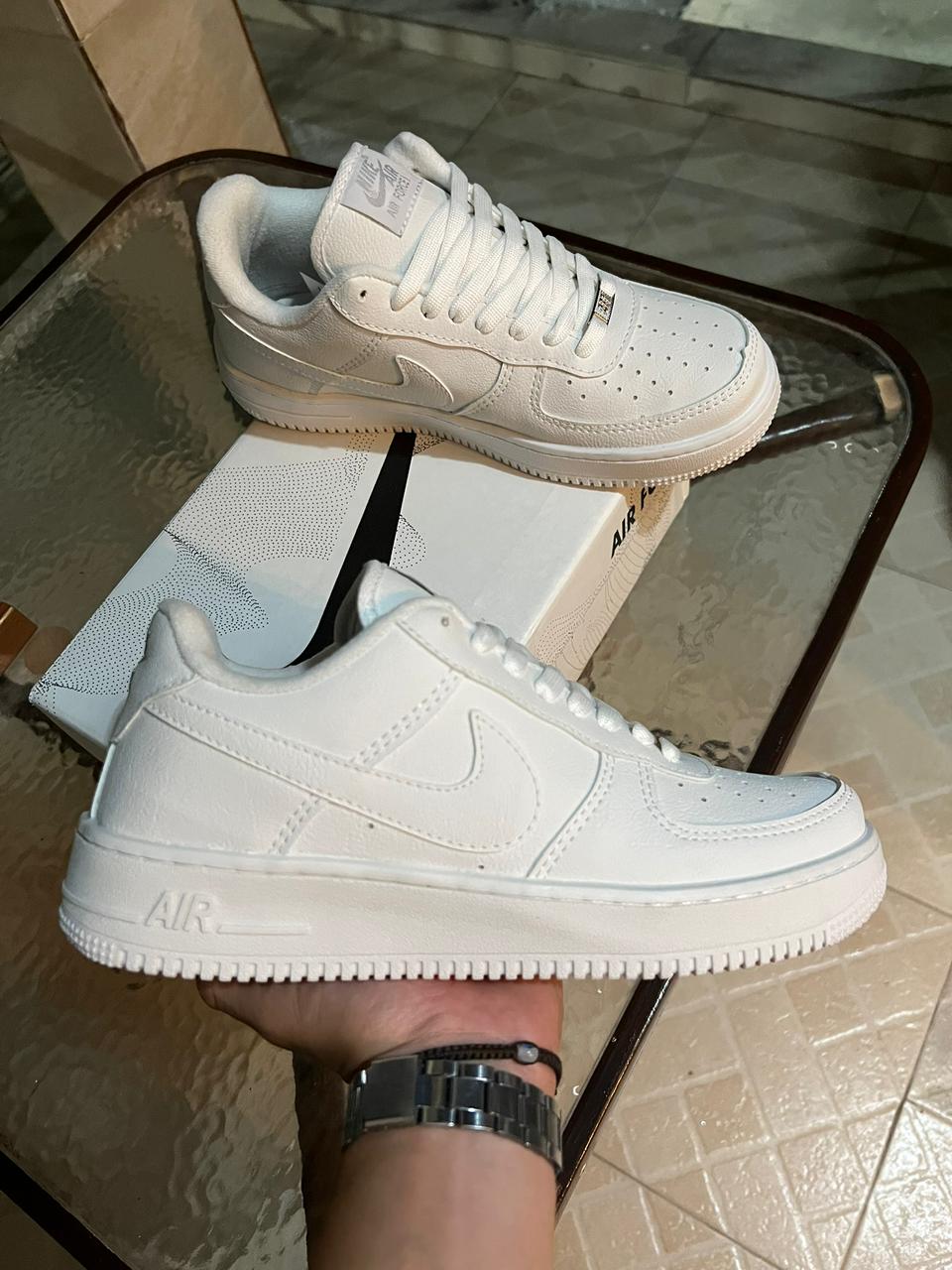 Zapatilla Roma NK AF Blanca