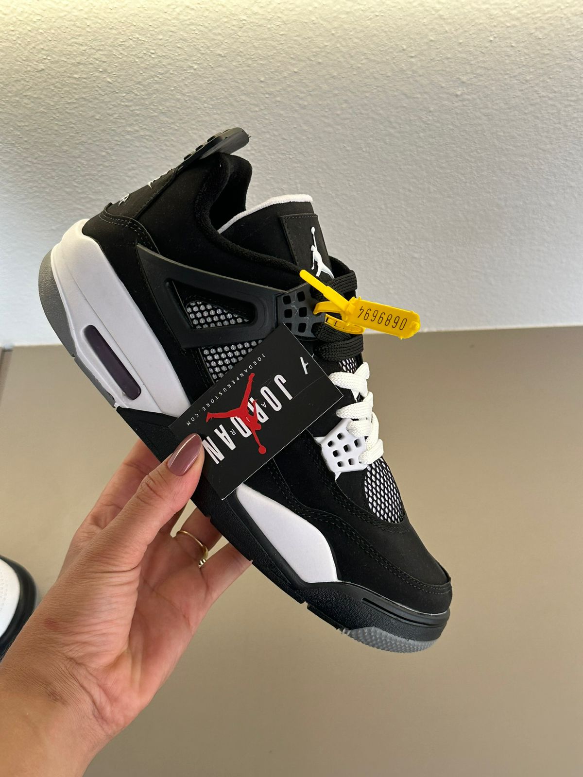 Zapatilla Roma NK Jdn Retro 4 Negro